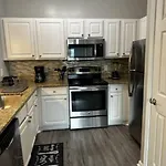 Extravagant 2 Br/2 Ba Apartment