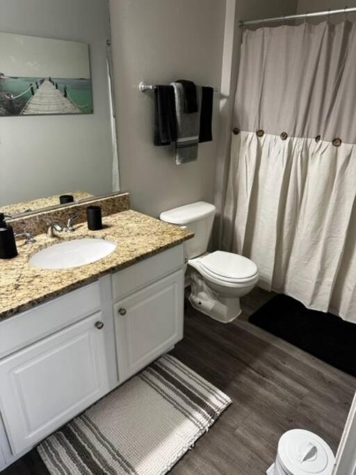 Apartment Extravagant 2 Br/2 Ba *